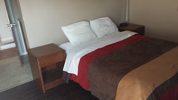 Travellers Rest Motel Salmon Arm Exteriér fotografie